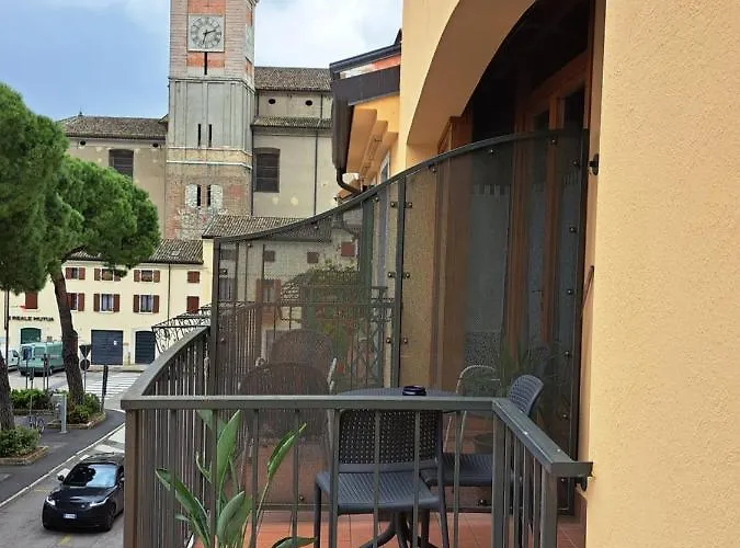 Lotus, Con Soppalco A *