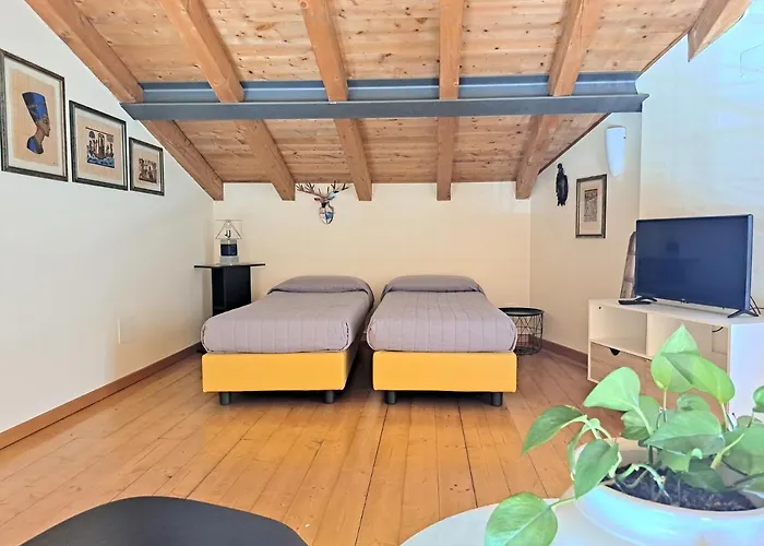 Lotus, Con Soppalco A * Каприно-Веронезе