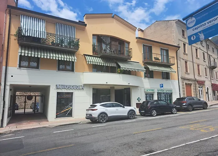 Lotus, Con Soppalco A *